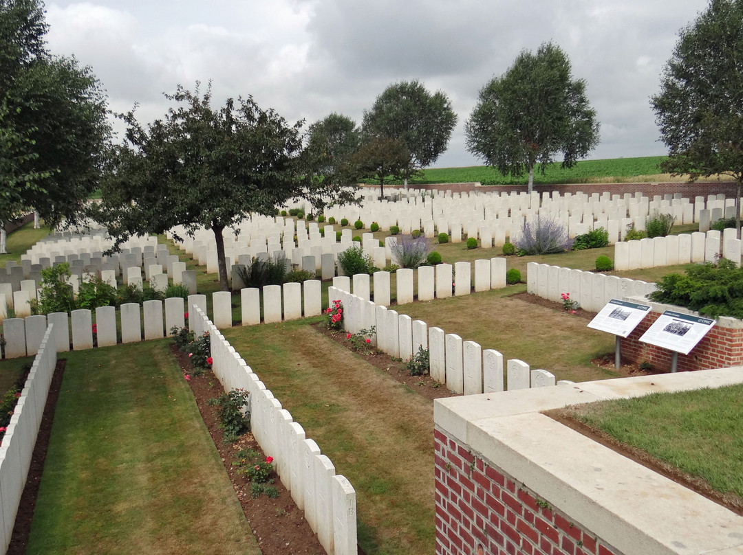 Lonsdale Cemetery, Authuille景点图片