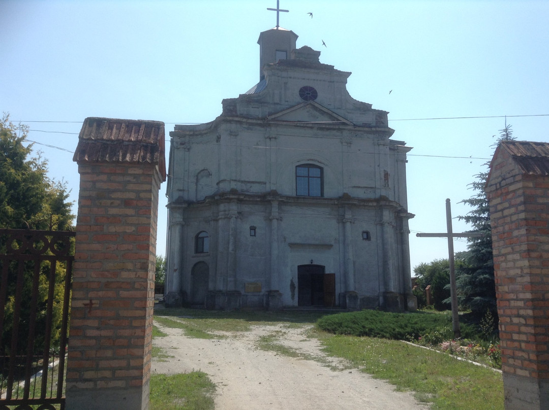 Kostel St. Michael and St. Dominica-Lyubar必去景点