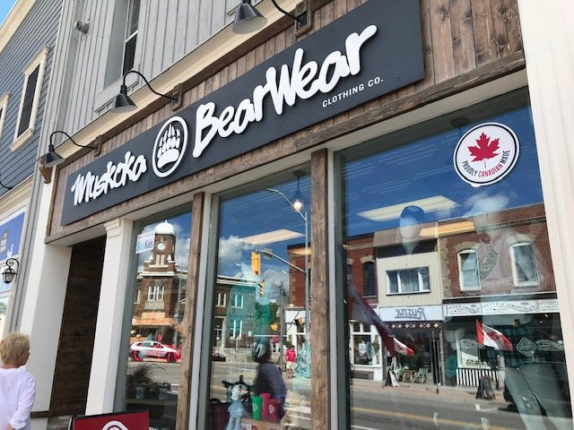 Muskoka Bear Wear景点图片