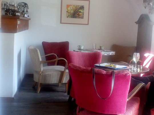 Kavarna na kozim placku主图