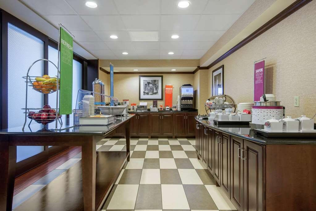 Hampton Inn Meadville主图