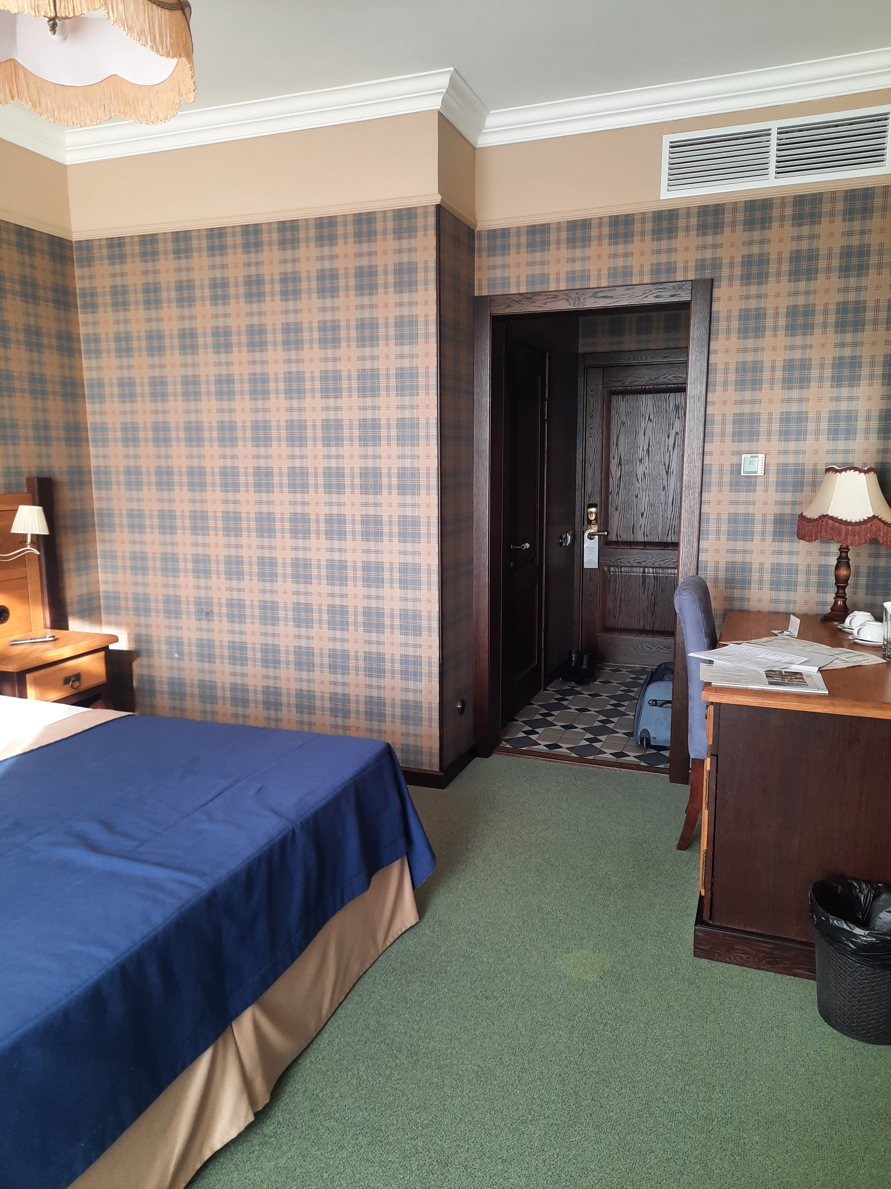 Dacha Hotel-官方