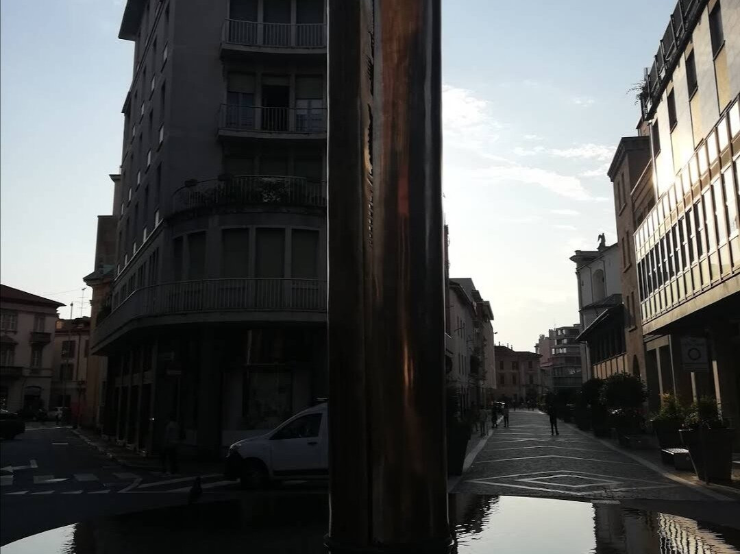 Movimento di crollo di Arnaldo Pomodoro景点图片