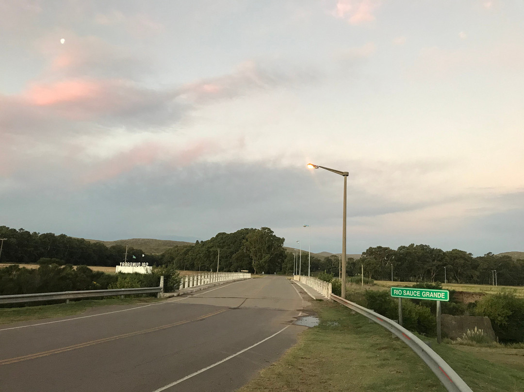 Saldungaray Cemetary景点图片