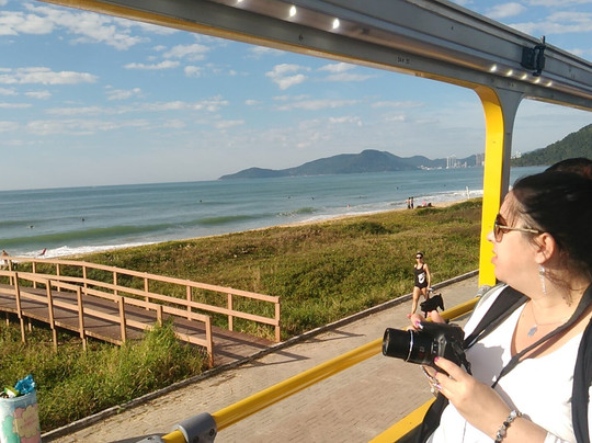 BC by Bus-康泊琉海水浴场必去景点