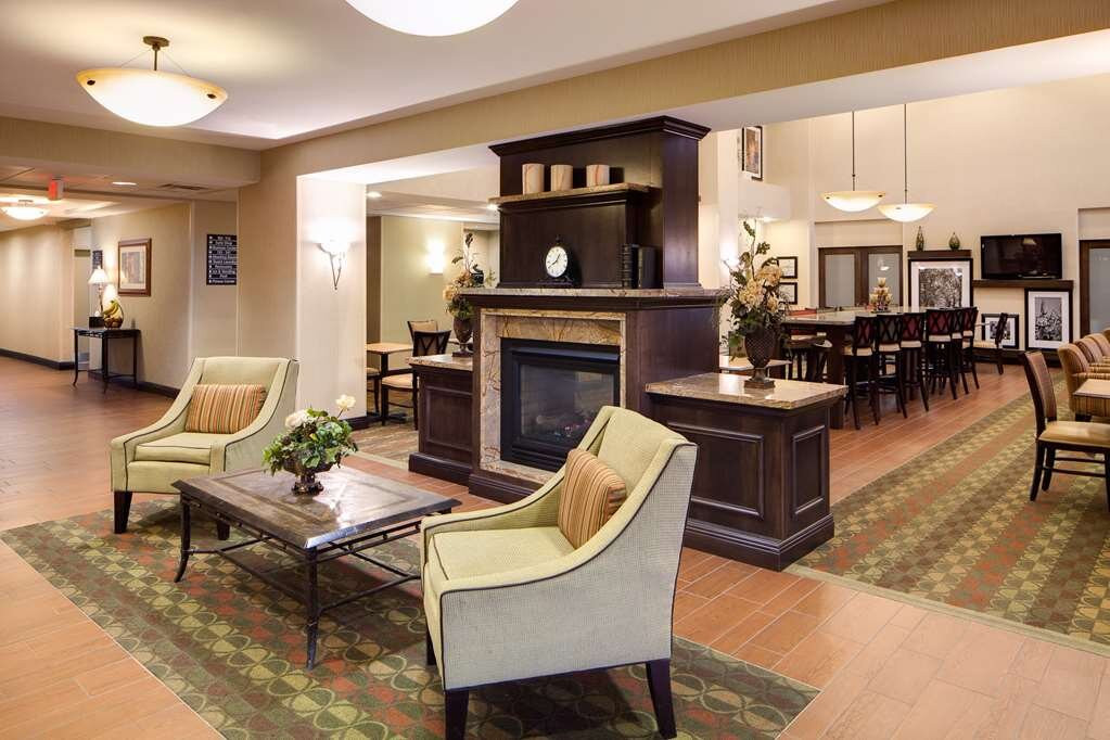 Hampton Inn & Suites Chicago/St. Charles主图
