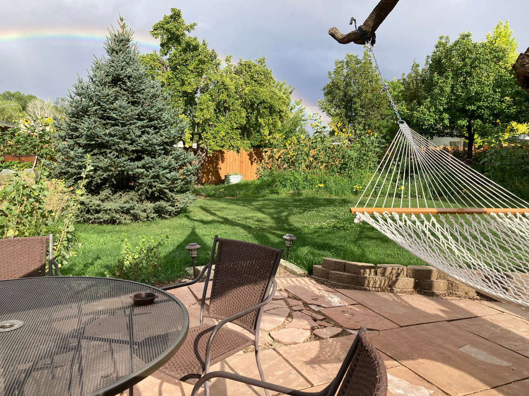 The Loubird Inn主图