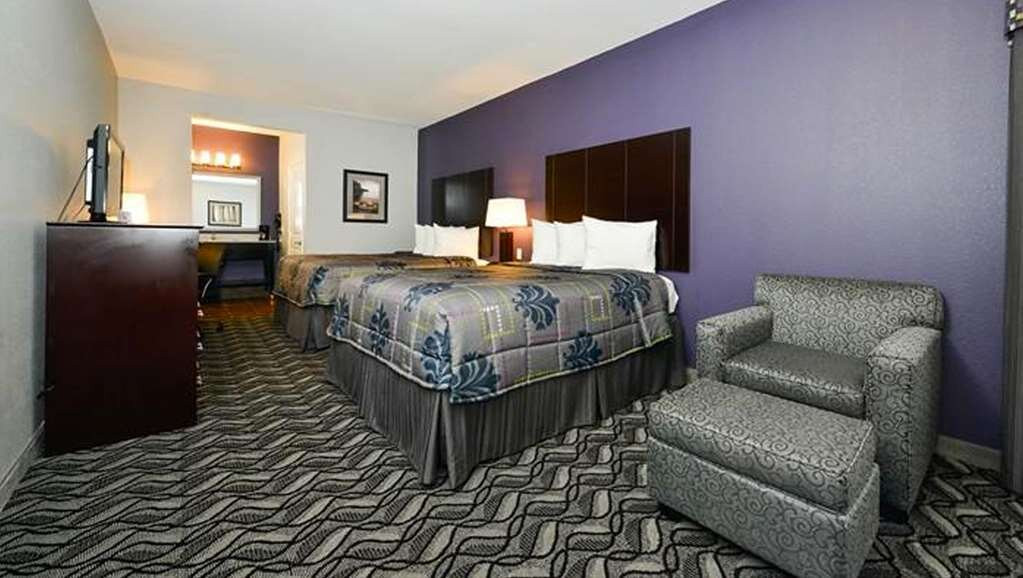 Belmont Inn and Suites Tatum主图