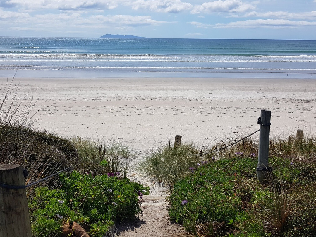 Beachfront Bed & Breakfast主图