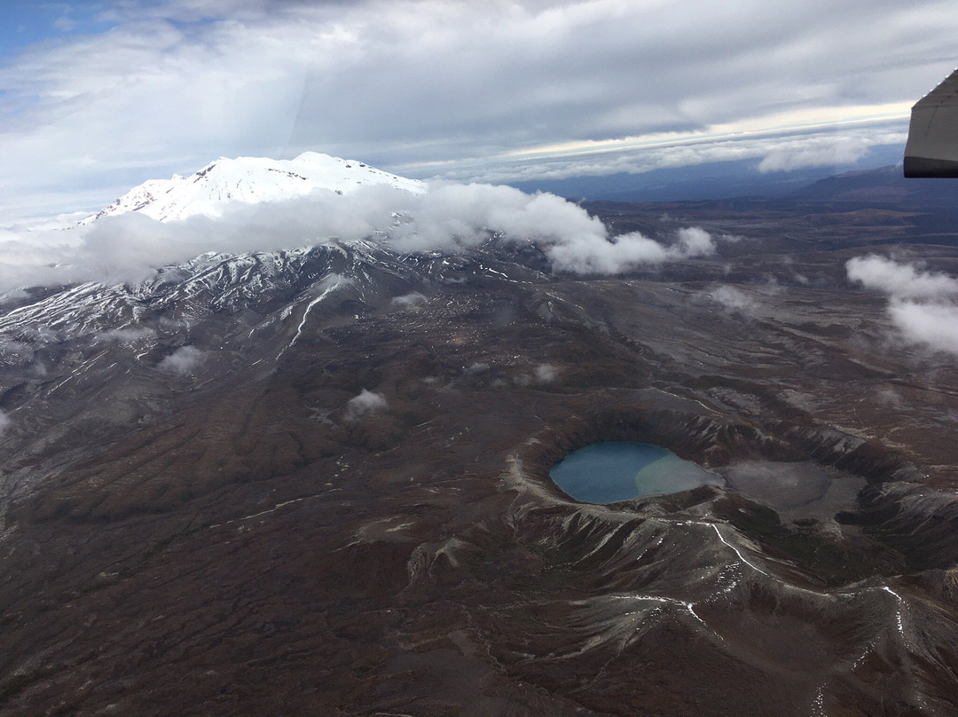 Mountain Air Scenic Flights Day Tour景点图片