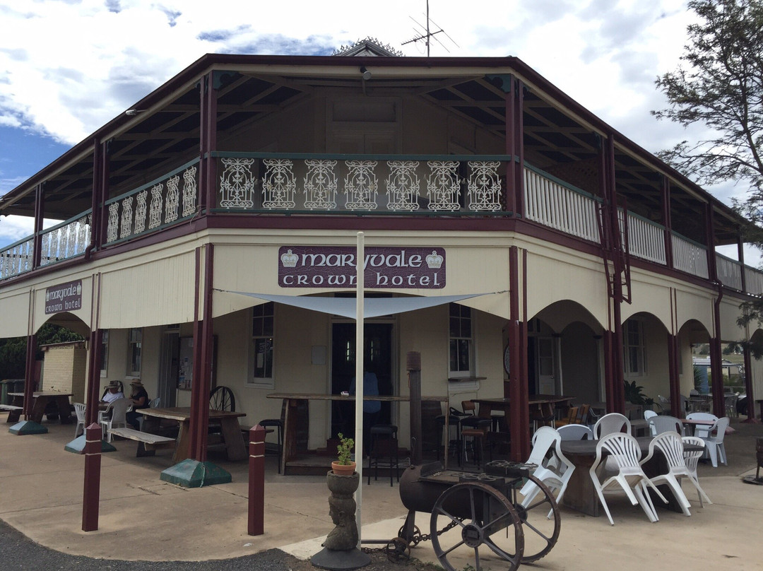 Maryvale Crown Hotel主图
