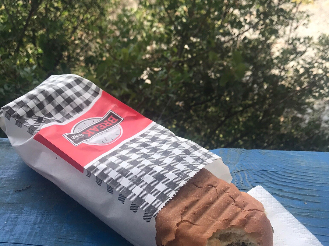 Delfinia Beach-Kardamili必去景点