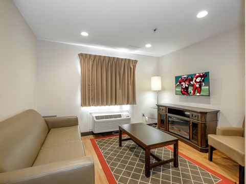 Red Roof Inn Helen主图