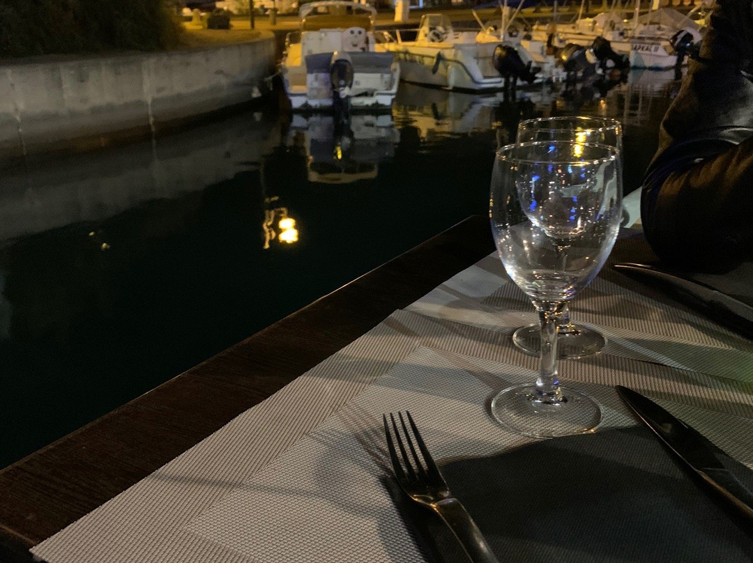 Port de Saint-Gilles景点图片