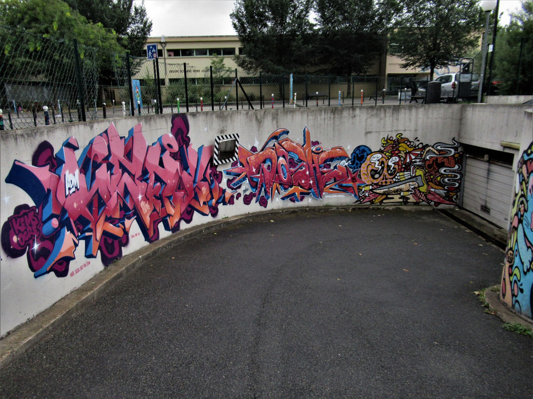 Fresque Parking 2景点图片