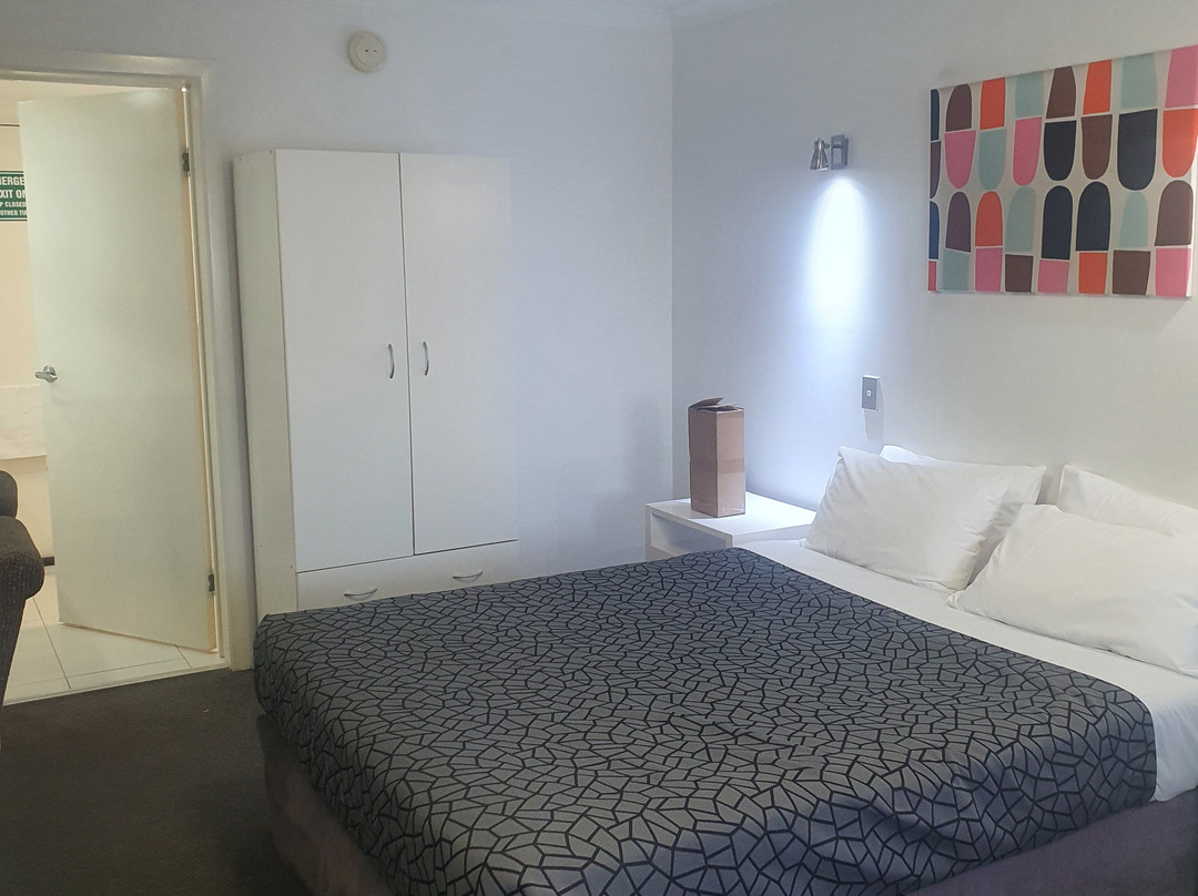 Park View Gladstone主图