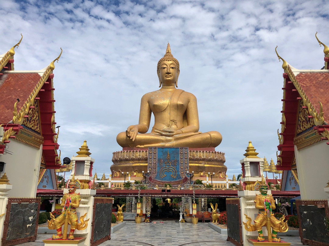 Wat Phikun Thong-他苍必去景点