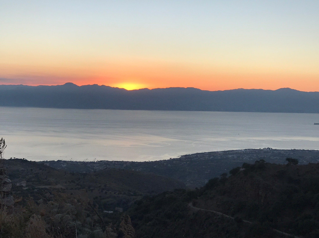 Castello di Santo Niceto-Motta San Giovanni必去景点