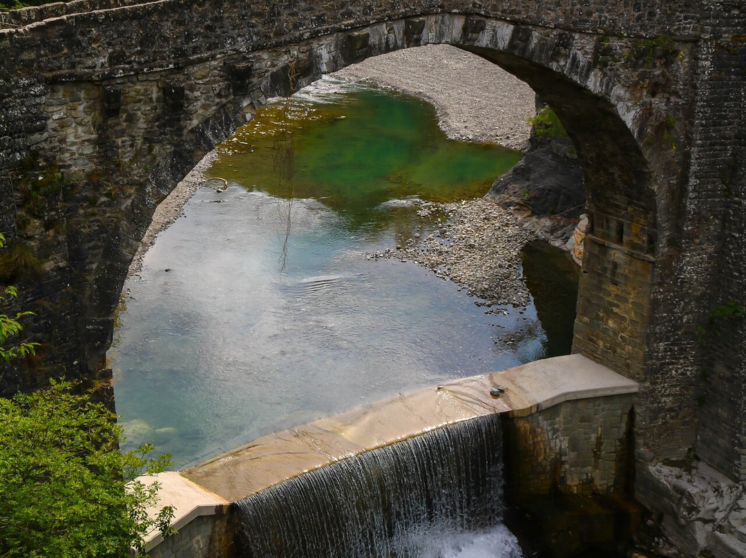 Ponte della Luna-Riolunato必去景点