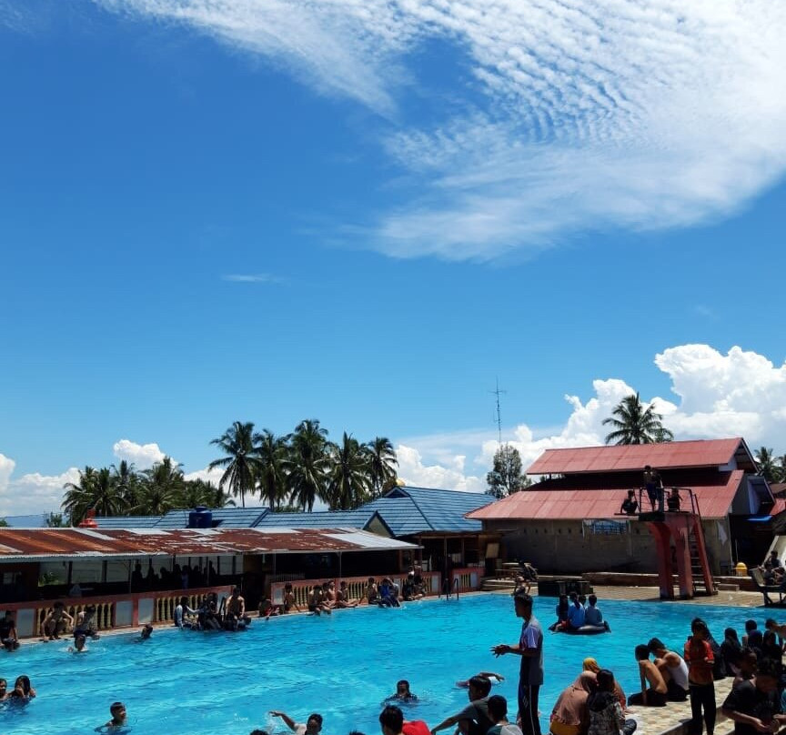 Batang Tabik Swimming Pool景点图片