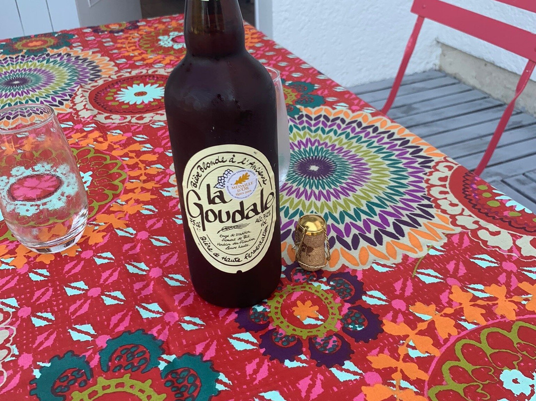 Les Rouges Gorges主图