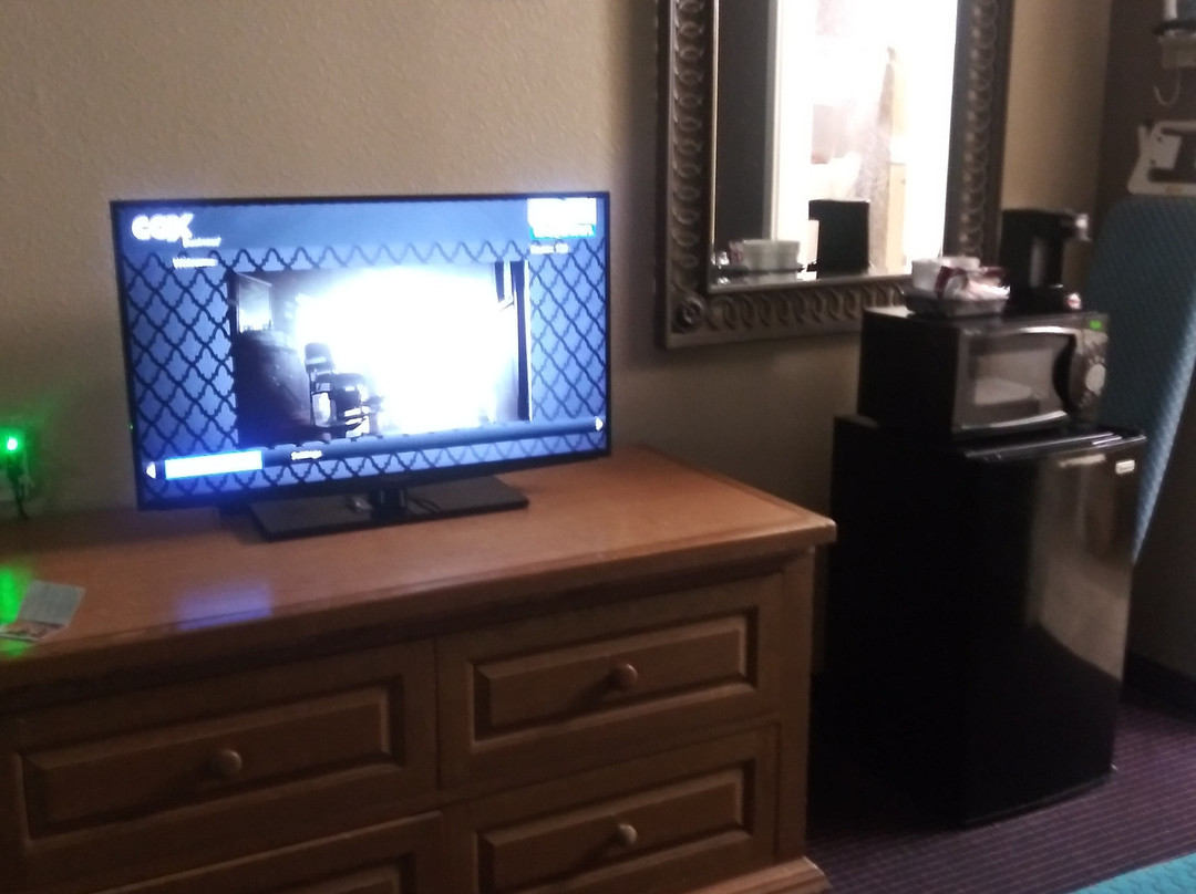 拉斐特/机场戴斯酒店主图