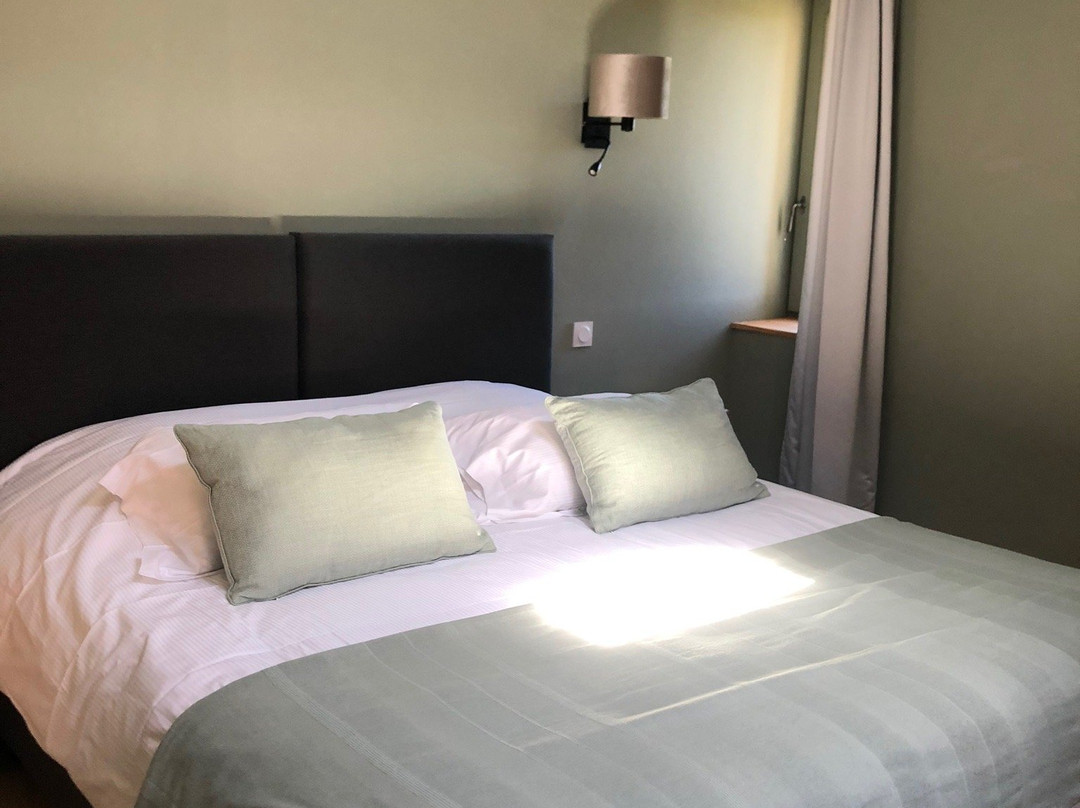 Chartreuse De Mougeres主图