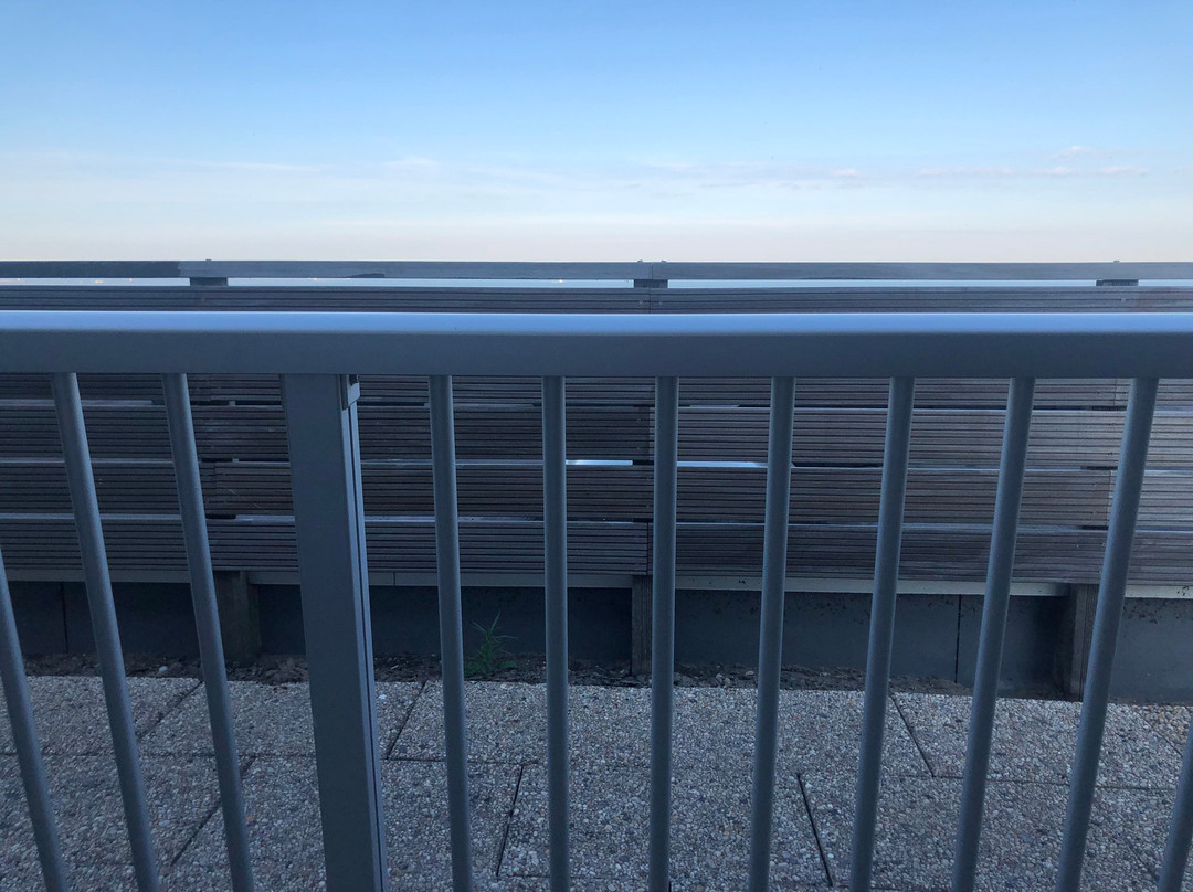 高山丘酒店主图