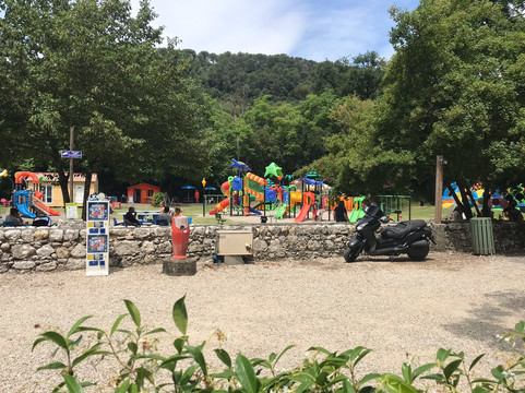 Ludiparc & Le Sucré Salé-卢河畔拉科尔必去景点