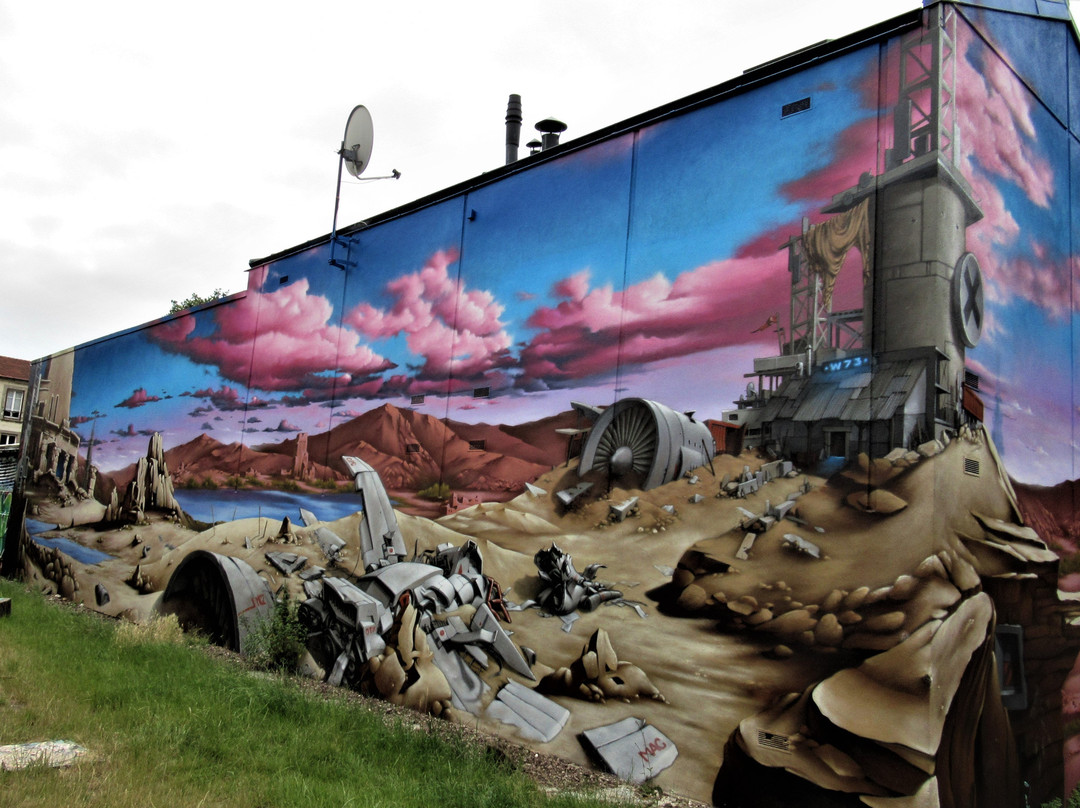 Fresque Quai de Gare-蒙特勒伊必去景点