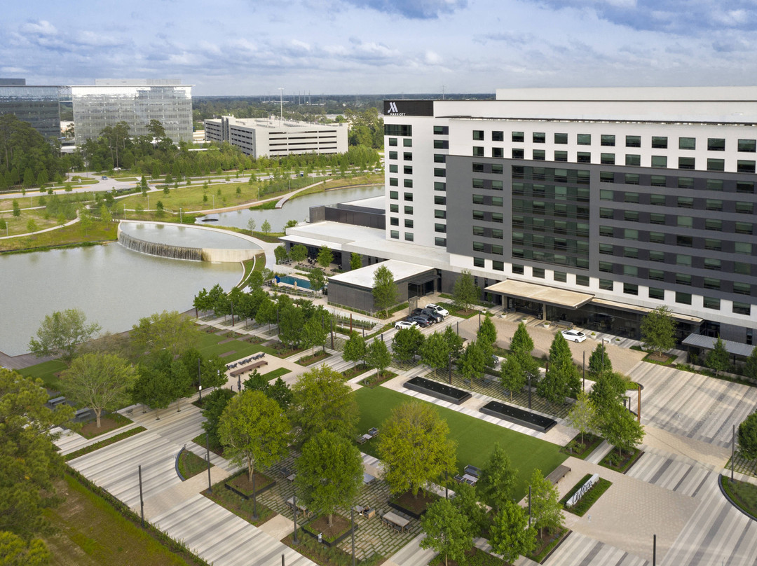 Houston CityPlace Marriott at Springwoods Village主图