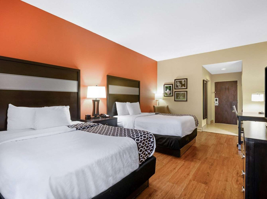 La Quinta Inn & Suites by Wyndham Florence主图