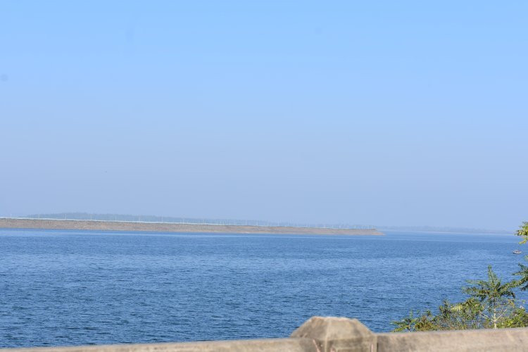 Mukutmanipur Dam景点图片