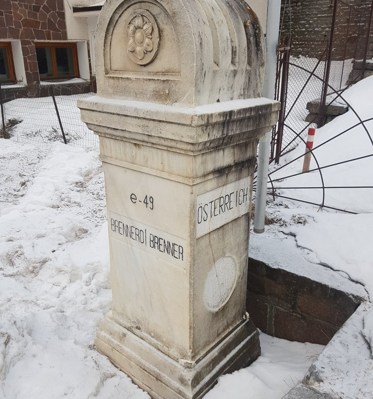 Cippo di Confine景点图片