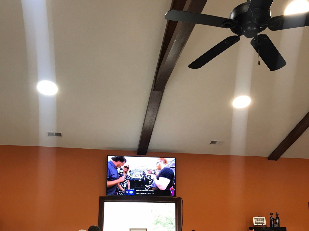 Castle Glen Winery-多斯韦尔必去景点