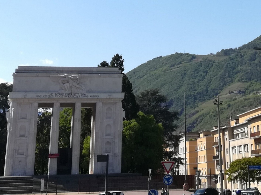 Monumento alla Vittoria景点图片