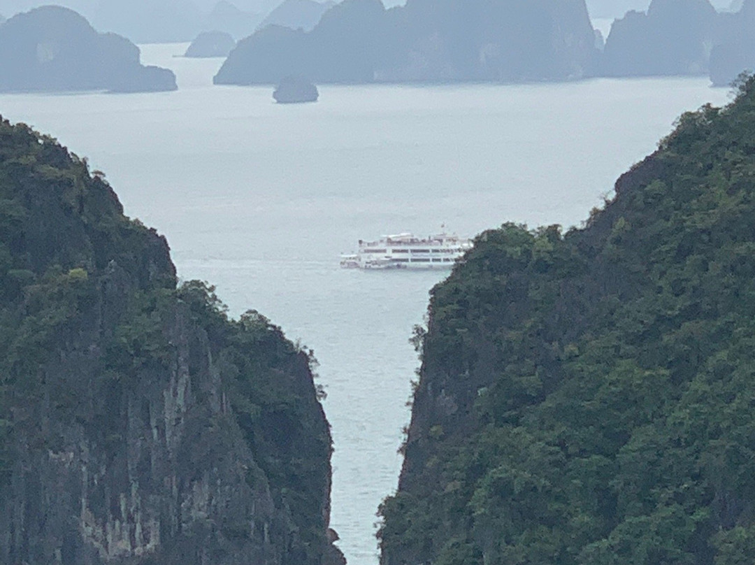 Halong Bay Aclass Cruises-下龙湾必去景点