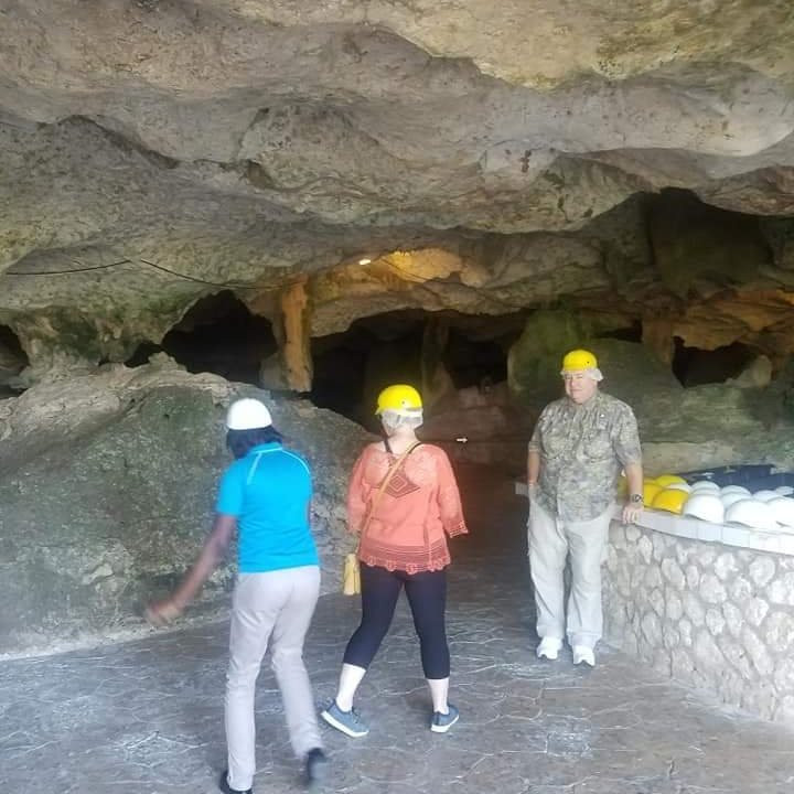 Green Grotto Caves景点图片