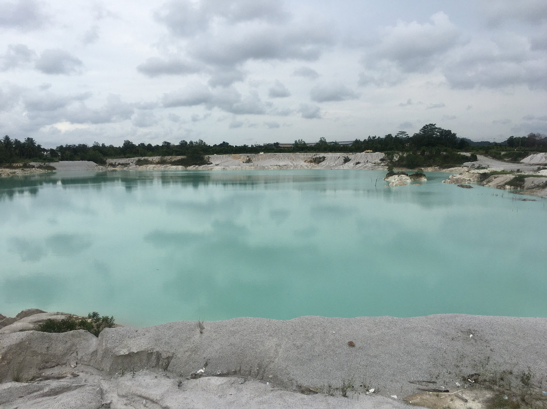 Kaolin Lake-勿里洞岛必去景点