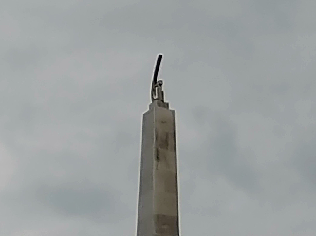 Obelisk of Military and Labor Glory景点图片