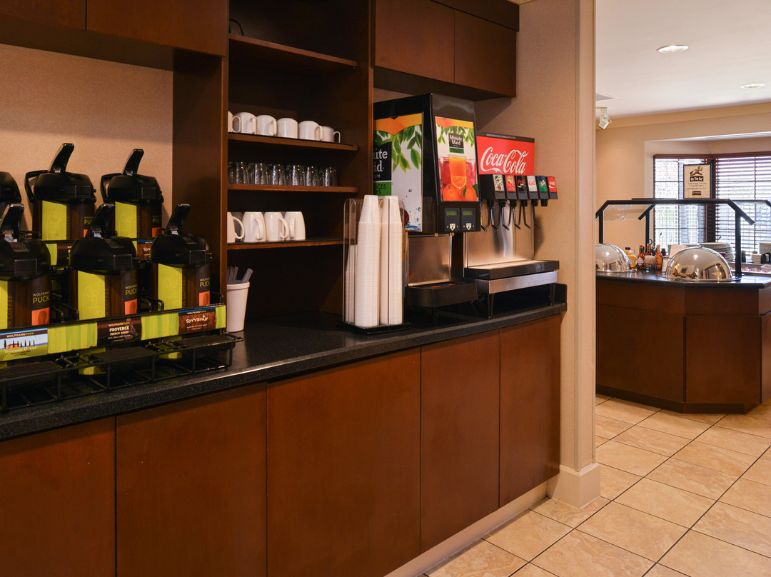 Staybridge Suites Indianapolis-Airport by IHG主图