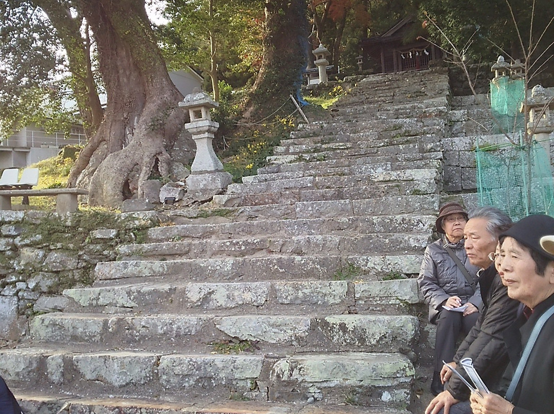 Hachimangu Shrine景点图片