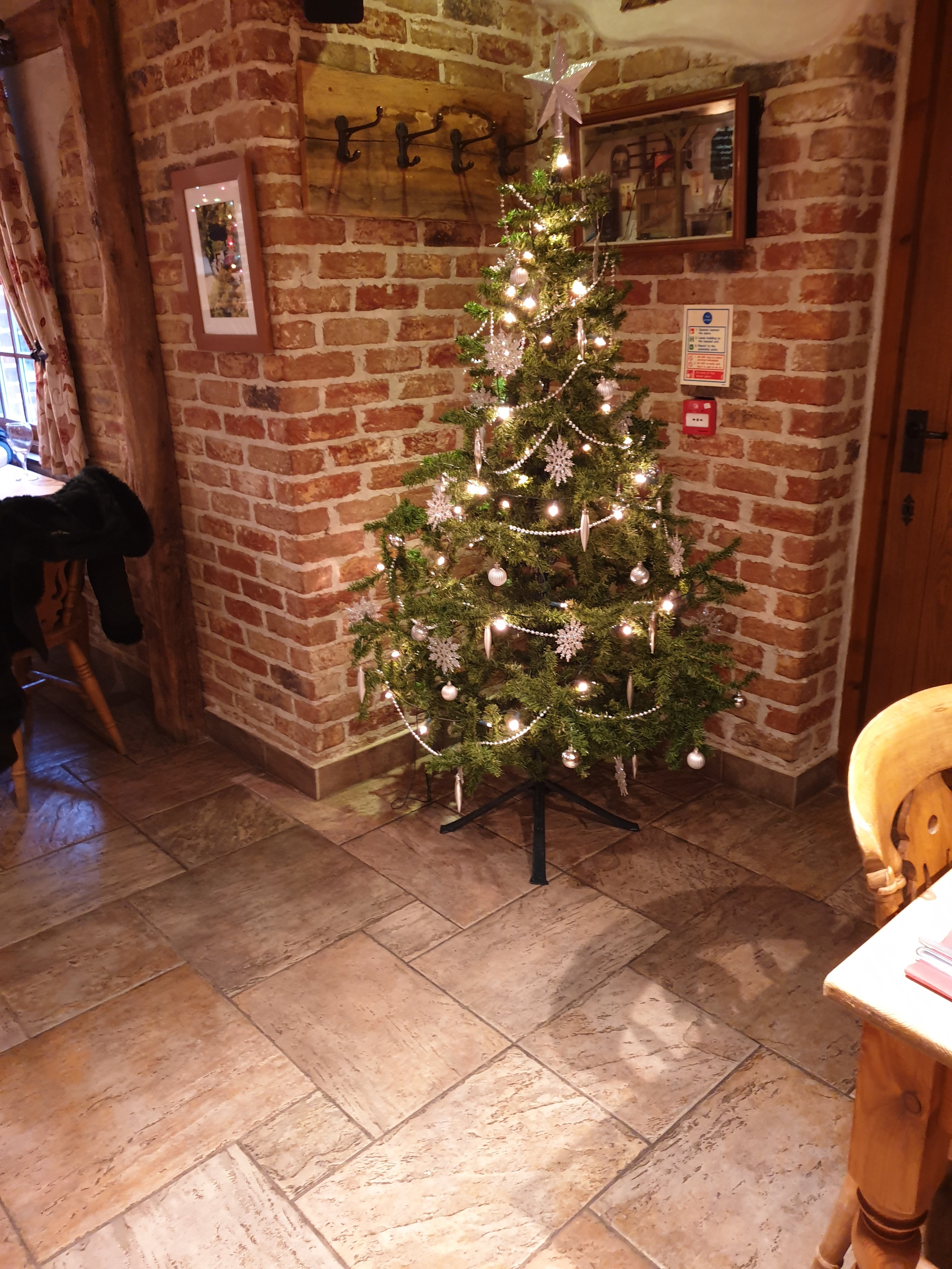 The Plough at Cadsden-官方