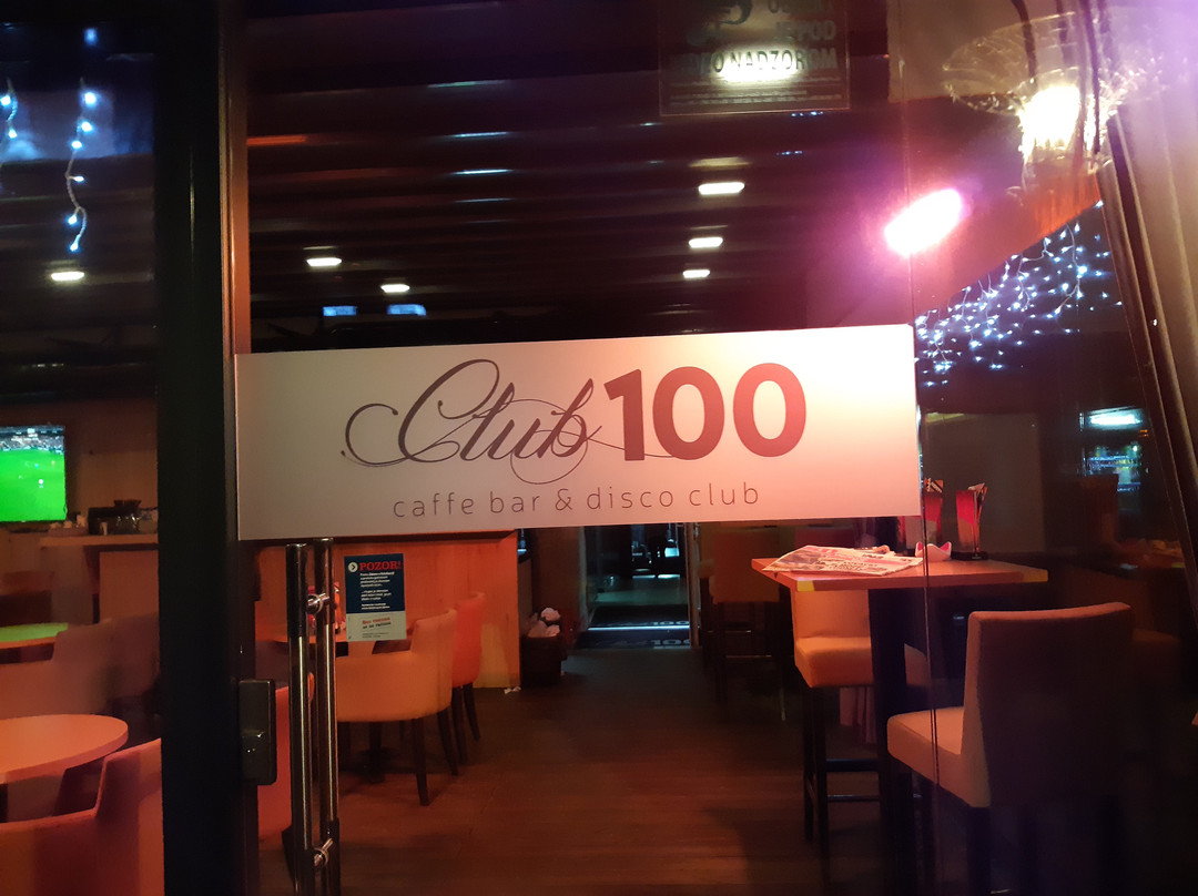 Club 100景点图片