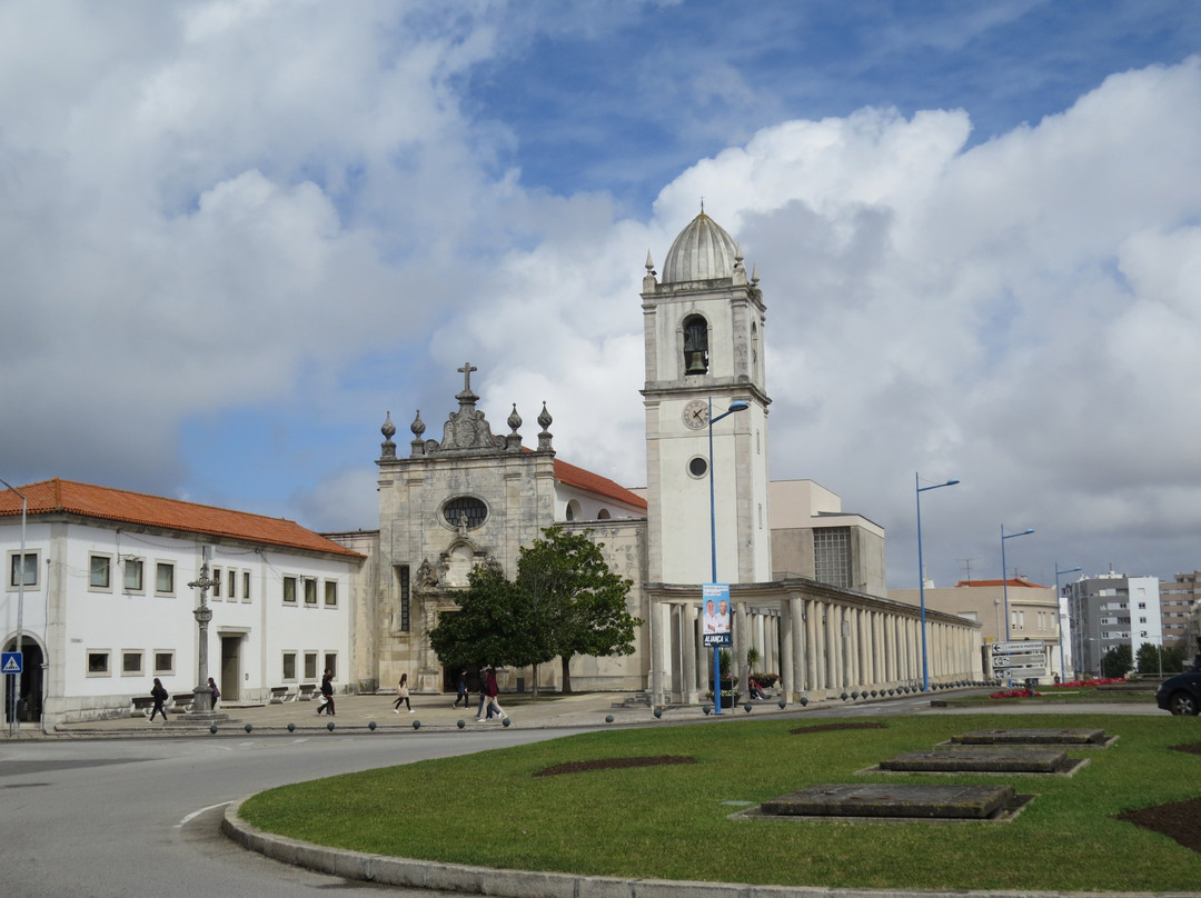 Estatua Princesa Santa Joana景点图片
