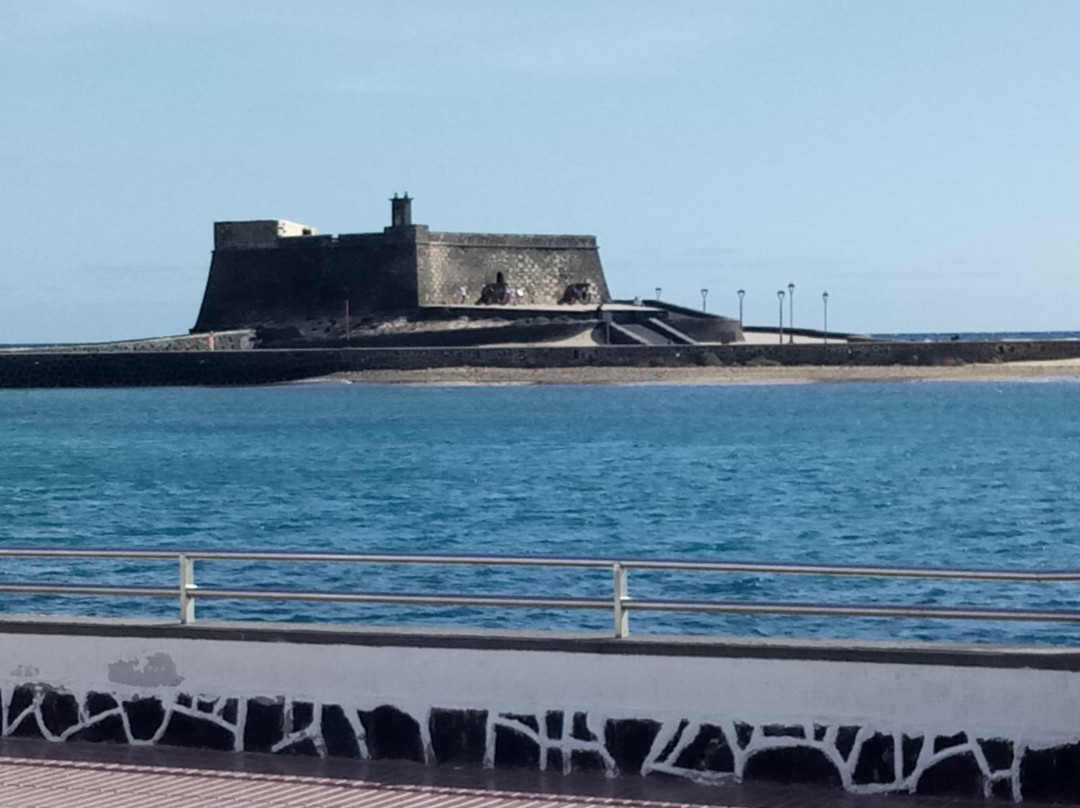 Parroquia de Nuestra Senora Del Carmen-布兰卡滩必去景点