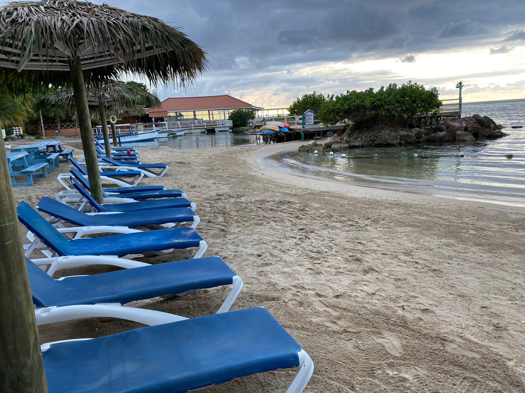 Franklyn D Resort & Spa主图