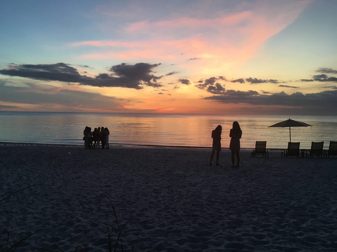 范德比尔特海滩度假村主图