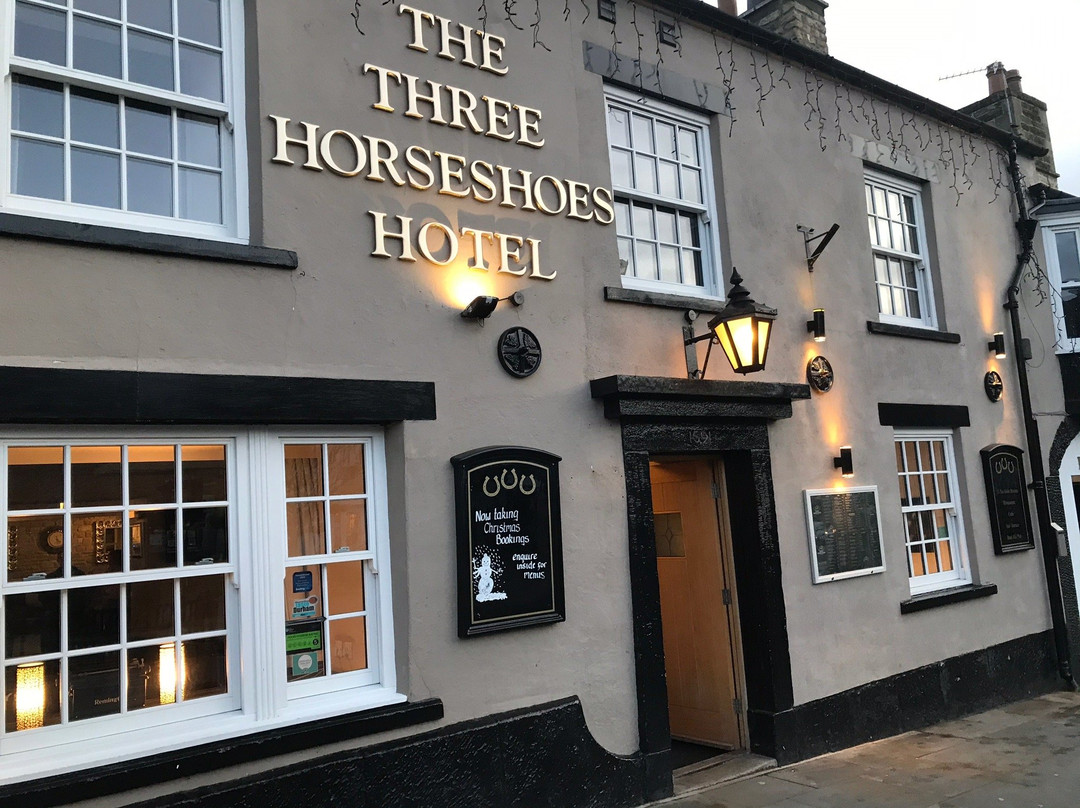 The Three Horseshoes Hotel主图
