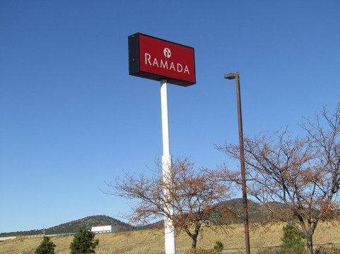 威莱斯-大峡谷地区华美达酒店主图